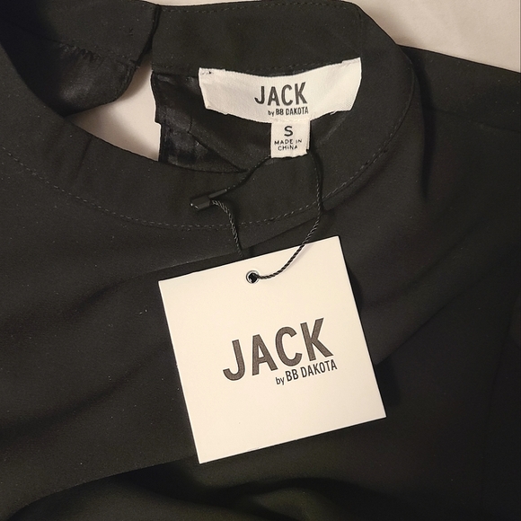 Jack by BB Dakota black cold shoulder dress - Picture 6 of 6